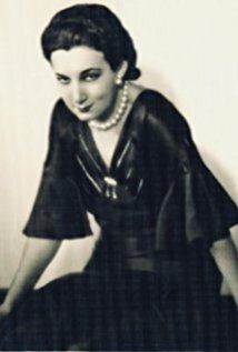 / Judith Vosselli