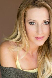 / Anna Rose Moore