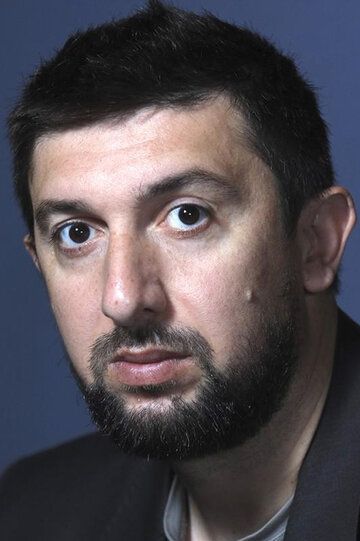 Али Алиев / 