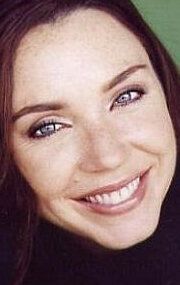 Стефани Кортни / Stephanie Courtney