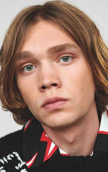 Чарли Пламмер / Charlie Plummer