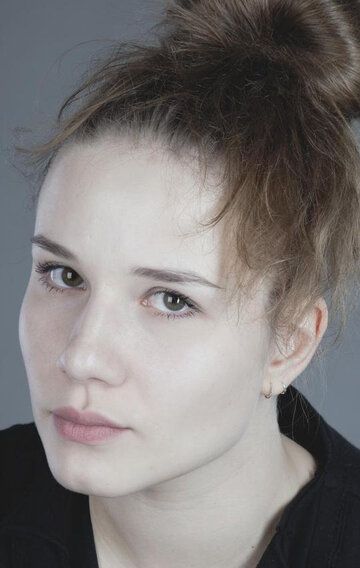 Василиса Суханова / 