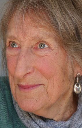 Джанет Хенфри / Janet Henfrey
