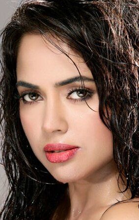 Самира Редди / Sameera Reddy