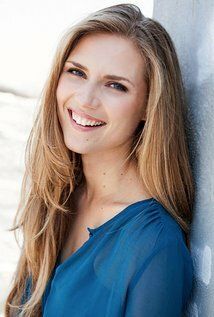/ Kaylyn Scardefield