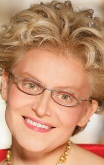Елена Малышева / 