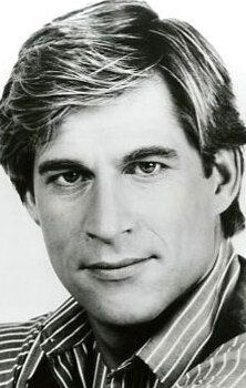 Саймон МакКоркиндейл / Simon MacCorkindale