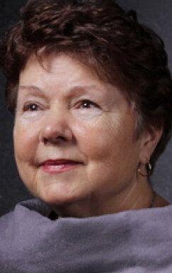 Елена Фещенко / 