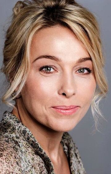 Анна Легчилова / 