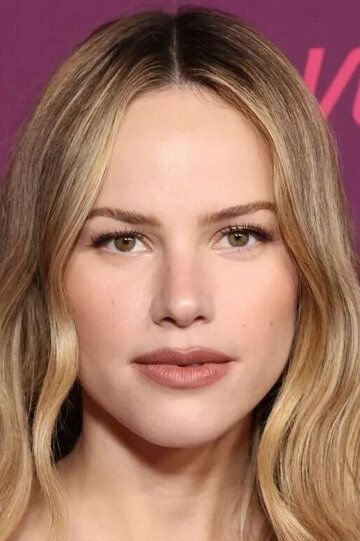 Холстон Сейдж / Halston Sage