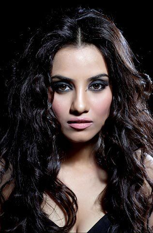 Тиа Баджпаи / Tia Bajpai