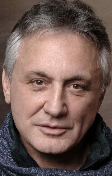 Владимир Алеников /