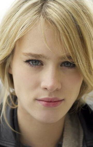 Маккензи Дэвис / Mackenzie Davis