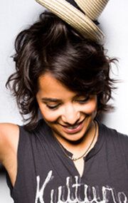 Викки Мартинес / Vicci Martinez