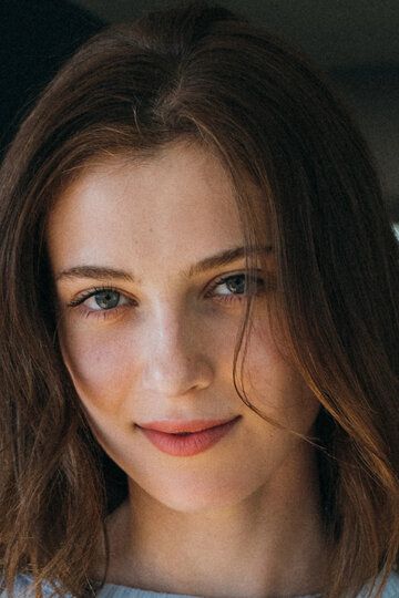 Зои Левин / Zoe Levin