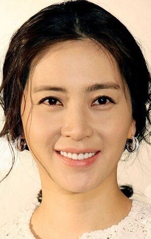Сон Юн-а / Song Yoon-ah