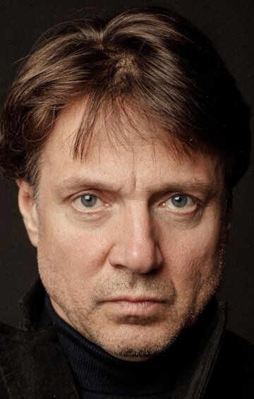 Евгений Иванов / 