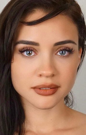 Каталина Витери / Katalina Viteri