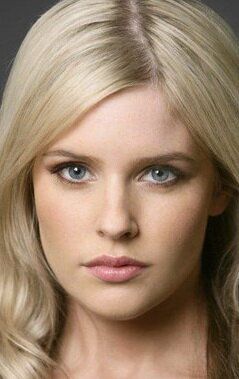  / Jenna Rosenow