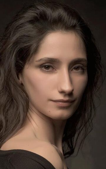 Нилай Эрдонмез / Nilay Erdönmez