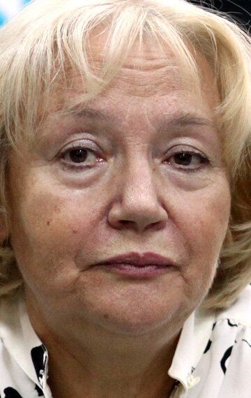 Елена Санаева /