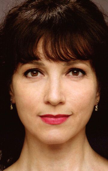 Биби Ньювирт / Bebe Neuwirth