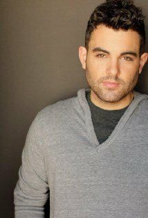 / Zak Resnick