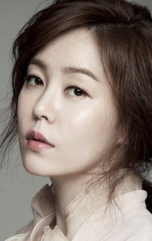 Пэ Мин-хи / Bae Min-hee