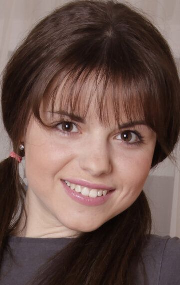 Анна Гуляева / 
