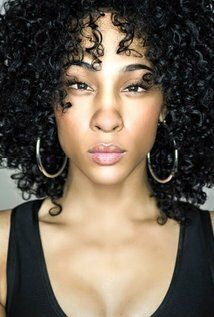 ЭмДжей Родригес / Mj Rodriguez