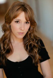 Мэдлин Дойч / Madelyn Deutch