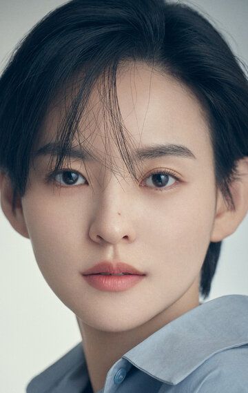 Ким Юн-хе / Kim Yoon-hye