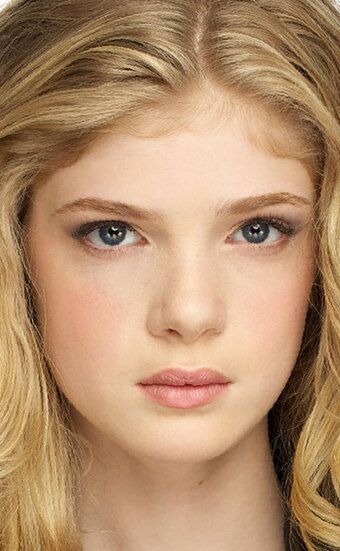 Елена Кампурис / Elena Kampouris