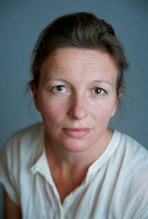 Симона Хьюз / Simona Hughes