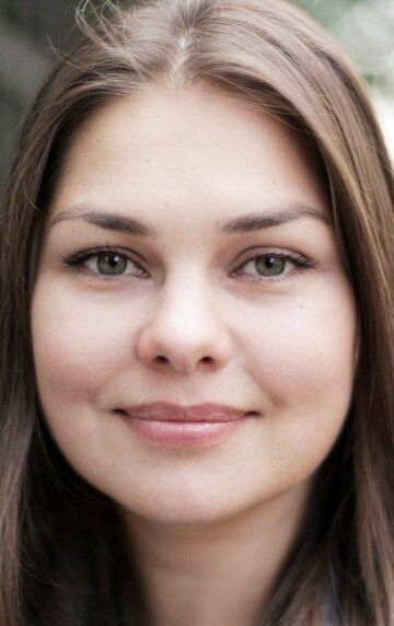 Екатерина Тихомирова / 