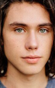 Финн Робертс / Finn Roberts