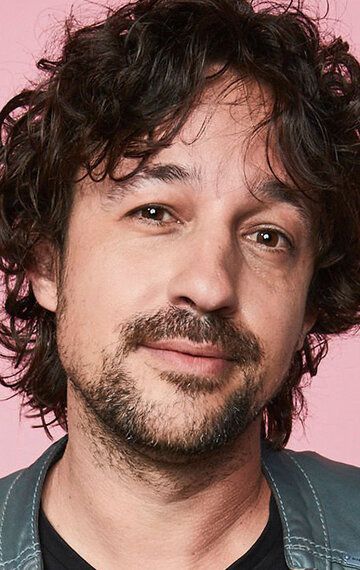 Томас Иэн Николас / Thomas Ian Nicholas