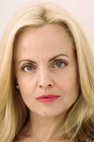 Мена Сувари / Mena Suvari