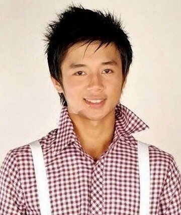 Ив Флорес / Yves Flores