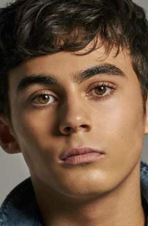 Тайлер Альварес / Tyler Alvarez