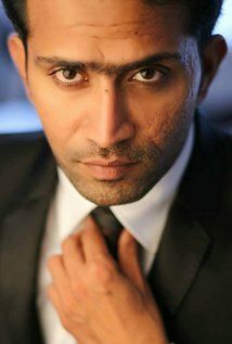 / Shine Tom Chacko