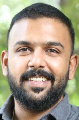 / Tharun Bhascker Dhaassyam