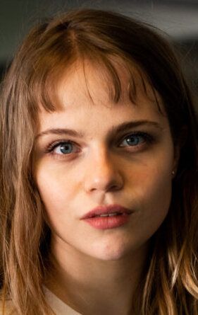 Лили Эппли / Lili Epply