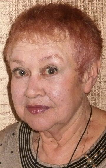 Елена Ставрогина / 