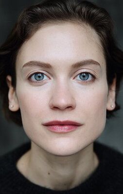 Анна Зайкова / 