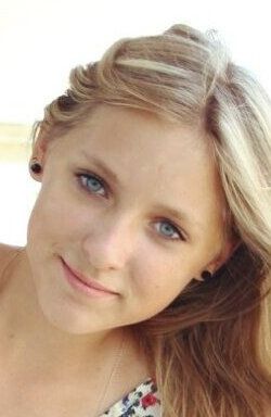 Елизавета Поплавская / 