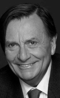 Бэрри Хамфриз / Barry Humphries