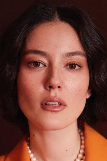 Пелин Акил / Pelin Akil