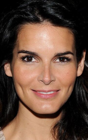 Энджи Хармон / Angie Harmon
