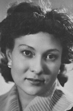 Елена Муратова /